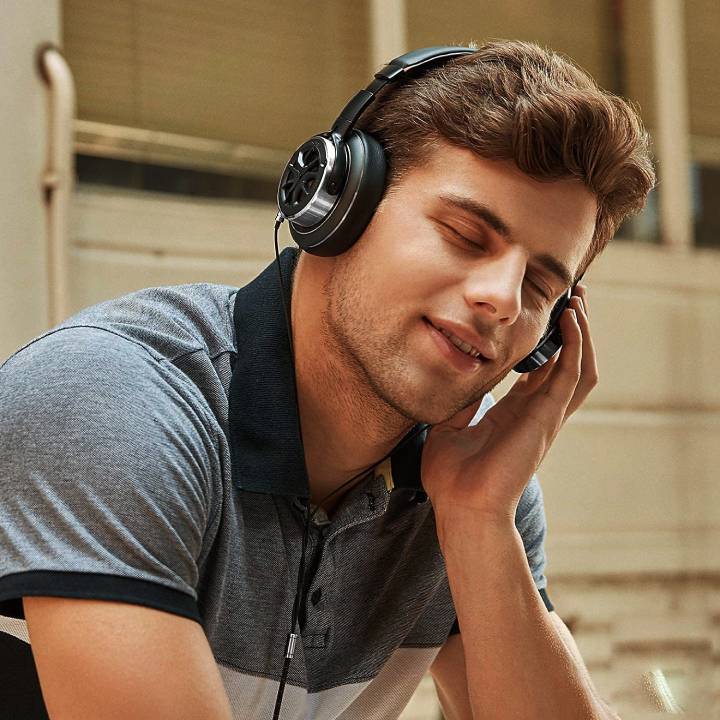 fit and comfort - Best headphones with detachable cable